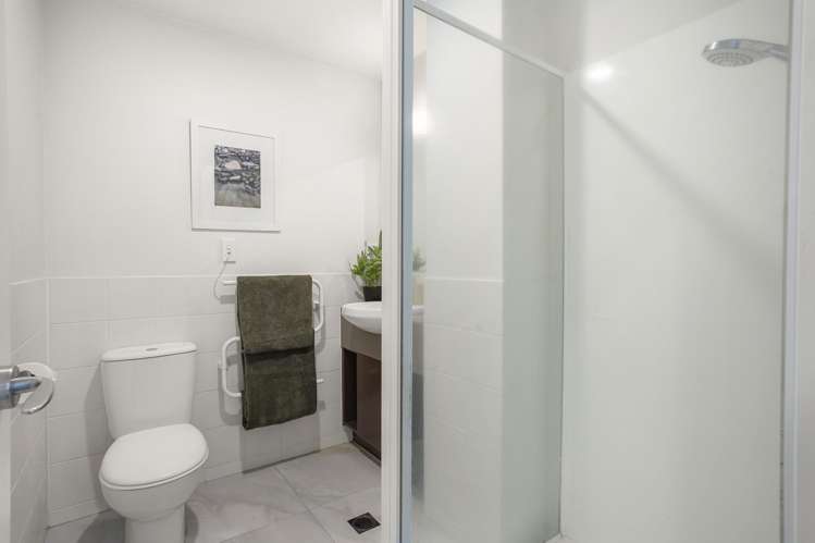 2B/9 Furneaux Way Remuera_12