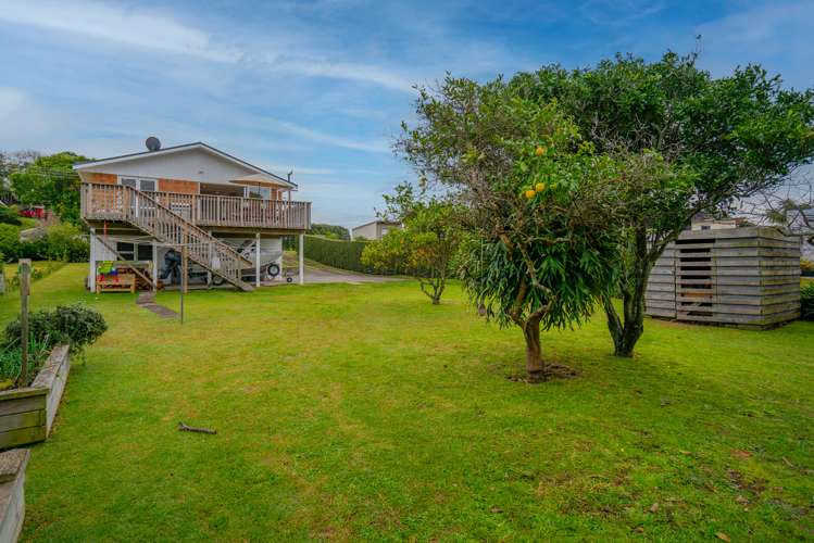 1 The Crescent Waihi Beach_22
