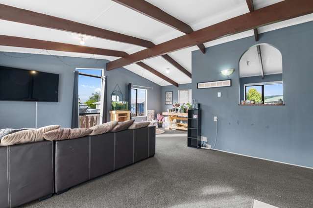 4 Cypress Place Owhata_2