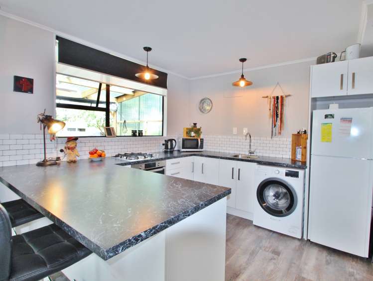 10 Freshford Plains Station Road Lumsden Surrounds_1