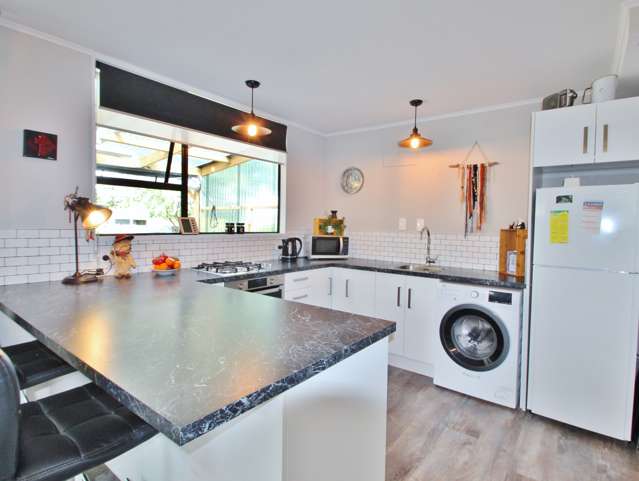 10 Freshford Plains Station Road Lumsden Surrounds_1