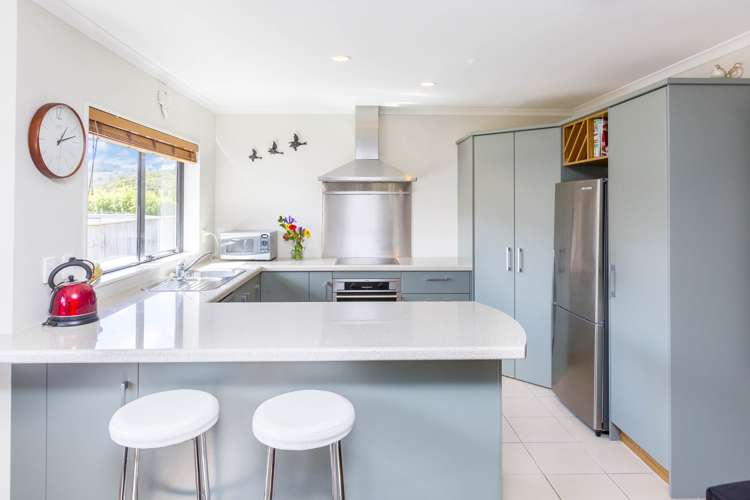 3 Aragon Grove Kingsley Heights_6