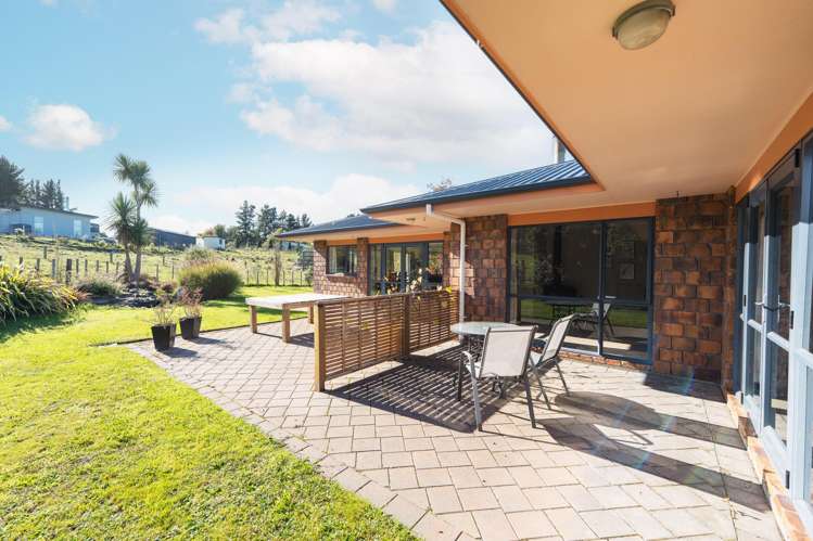 65 Monteith Street Halcombe_17