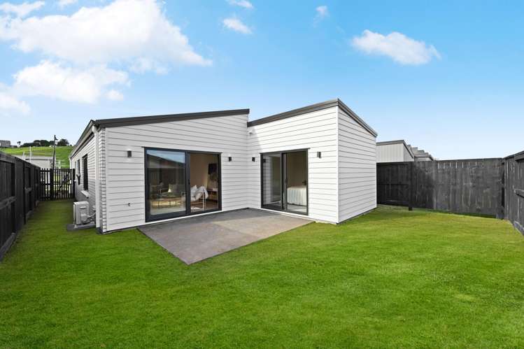 60 Overton Street Rototuna North_1