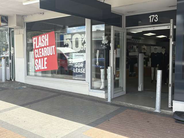 PRIME POSITION IN PAPAKURA