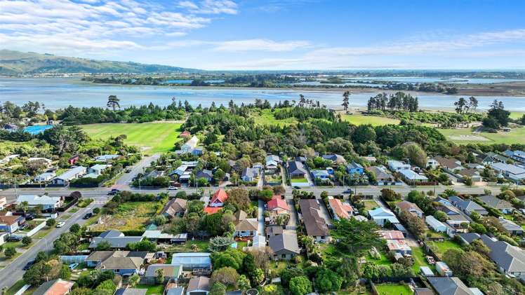 269 Estuary Road South New Brighton_23