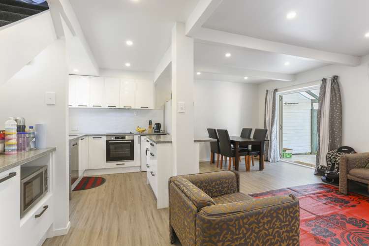 12/1 Water Street Otahuhu_4