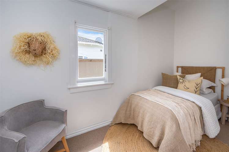 35 Dampier Street Woolston_9