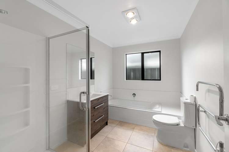 32 Probert Crescent Chartwell_7