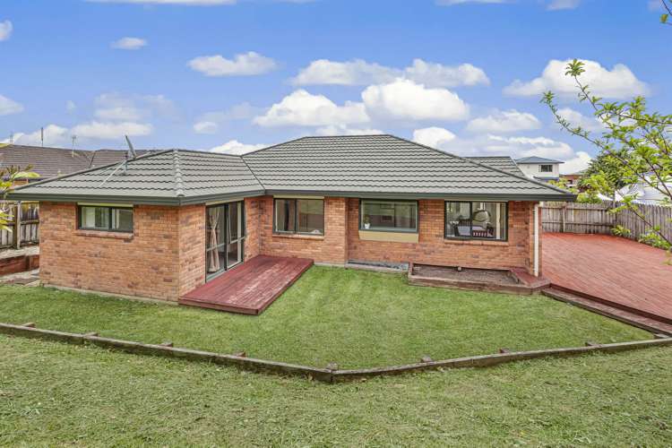 7 Donegal Park Drive Flat Bush_12