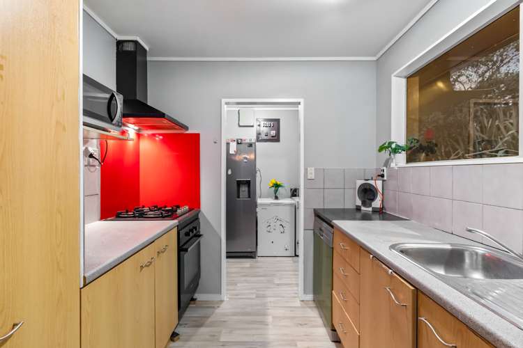 1/82a Captain Scott Road Glen Eden_8