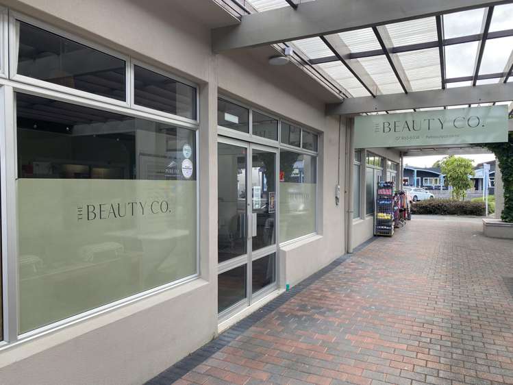 606 Port Road Whangamatā_11