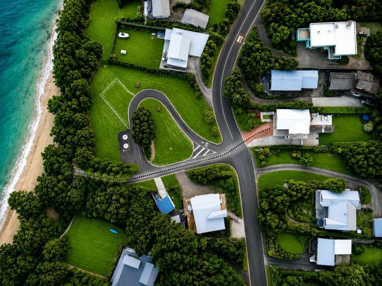 32 Swann Beach Road Stanmore Bay_25