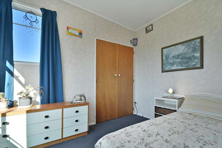 112 Lyndhurst Road Frimley_19