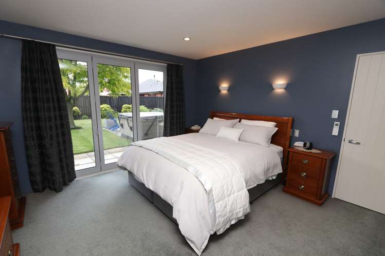 67 Farm Road Allenton_10