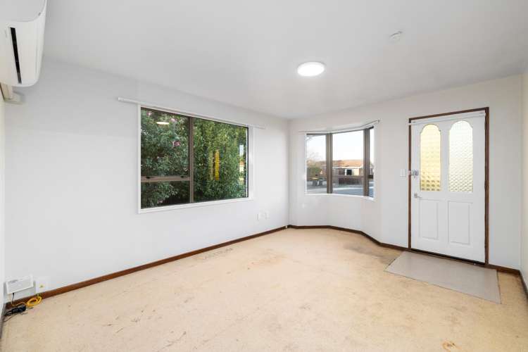 2/5 Quinton Place Bishopdale_5