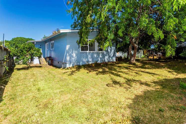 54 Ambury Road Mangere Bridge_21