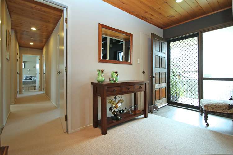 11 Kestrel Crescent Matamata_9