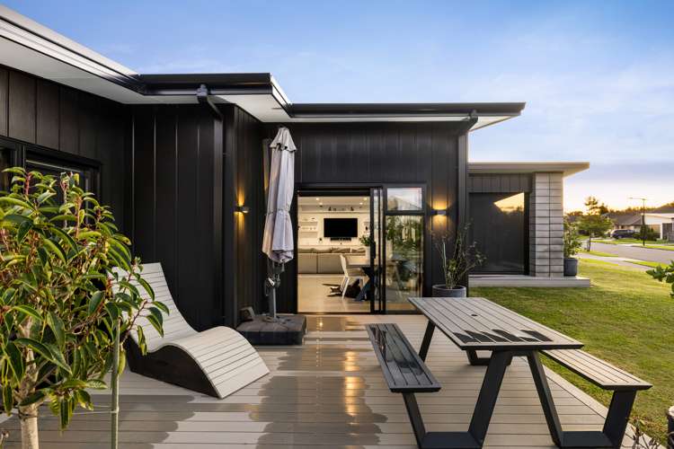 15 Saint Thomas Avenue Pyes Pa_17