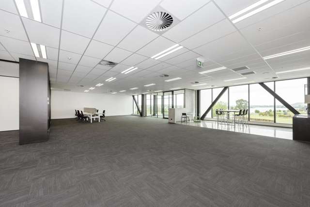 64 Highbrook Drive East Tamaki_1