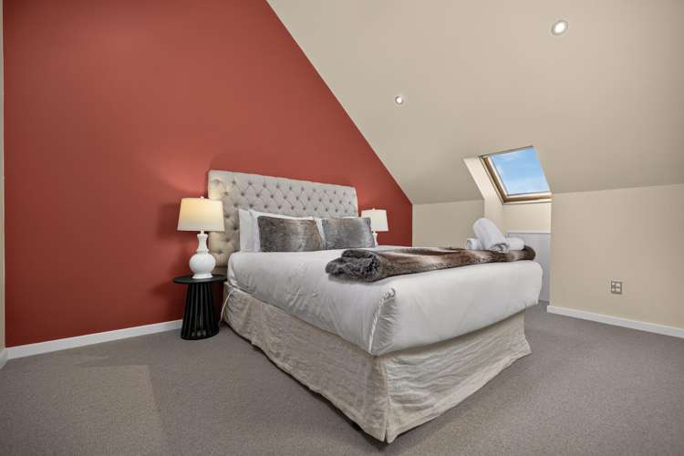 105 Goldfield Heights Queenstown_16
