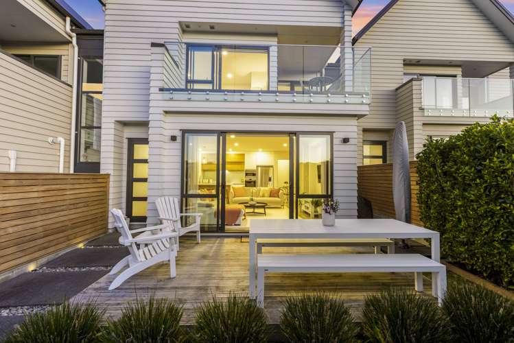 12 Arran Point Parade Orewa_23