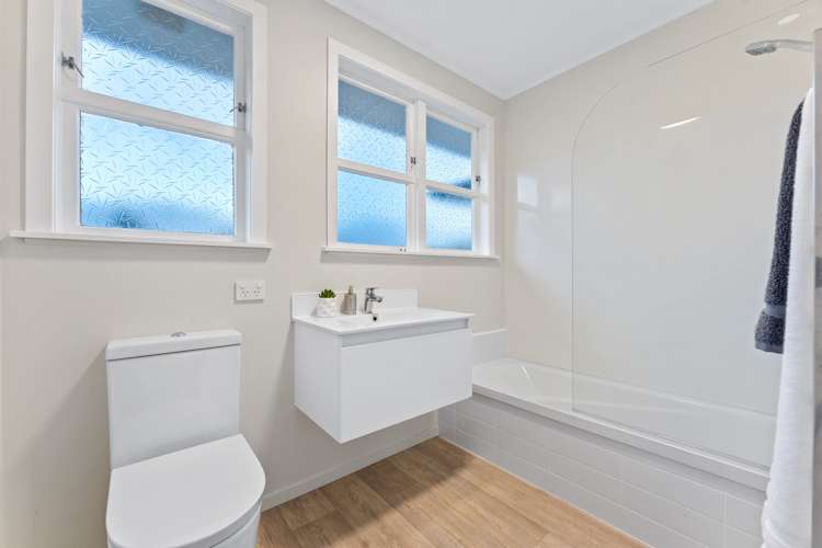 36 Doment Crescent Orewa_17