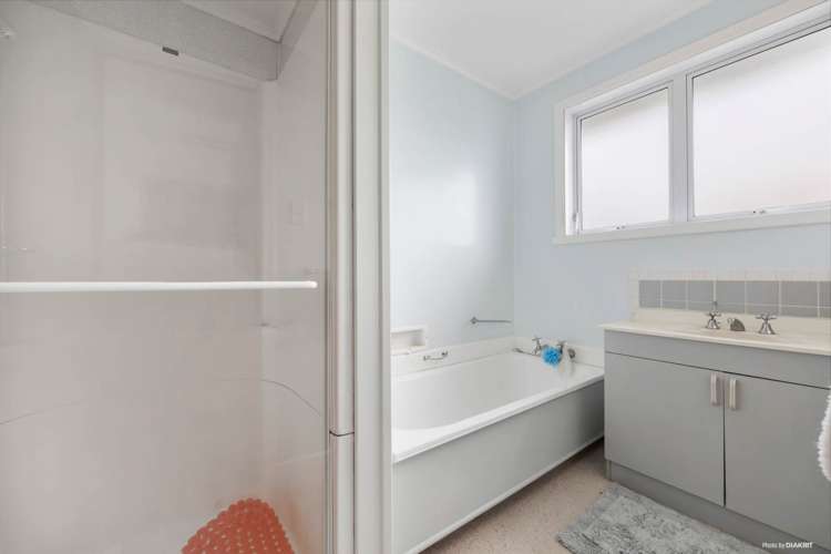 16 Sally Crescent Mount Roskill_16