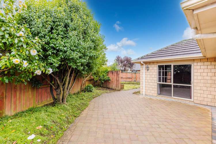 32 Miers Glade Rototuna North_30