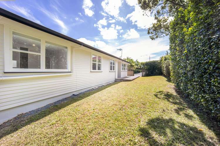 20 Waione Avenue Te Atatu Peninsula_14