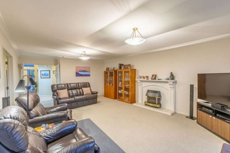 6 Crown Hill Paraparaumu_6