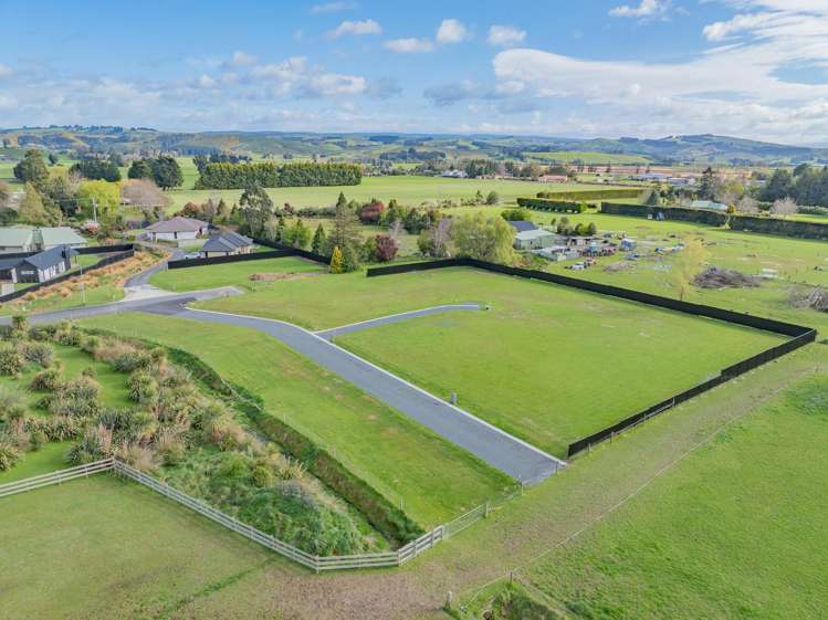 Constitution Avenue Milton_12