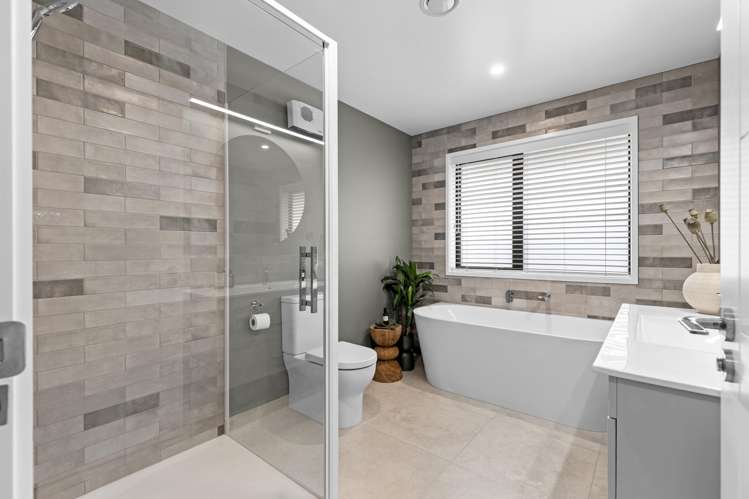 54 Freedom Drive Kelvin Grove_18