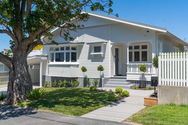 11 Empire Road Devonport_1