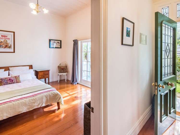 8 Burgess Road Devonport_3