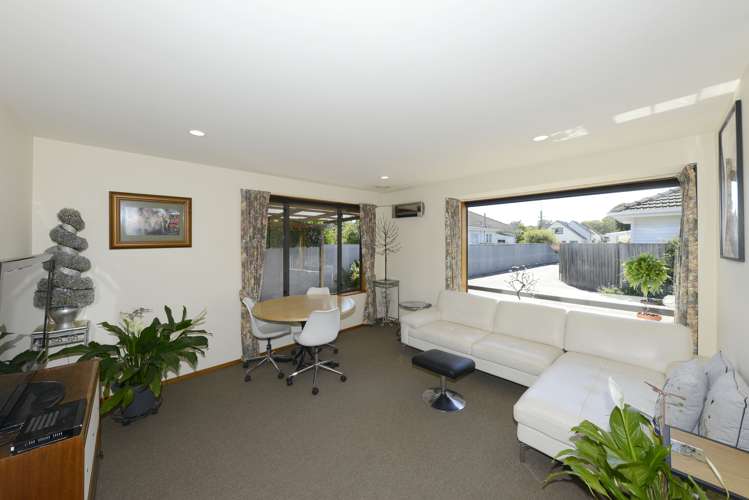 2/82 Middleton Road Upper Riccarton_5