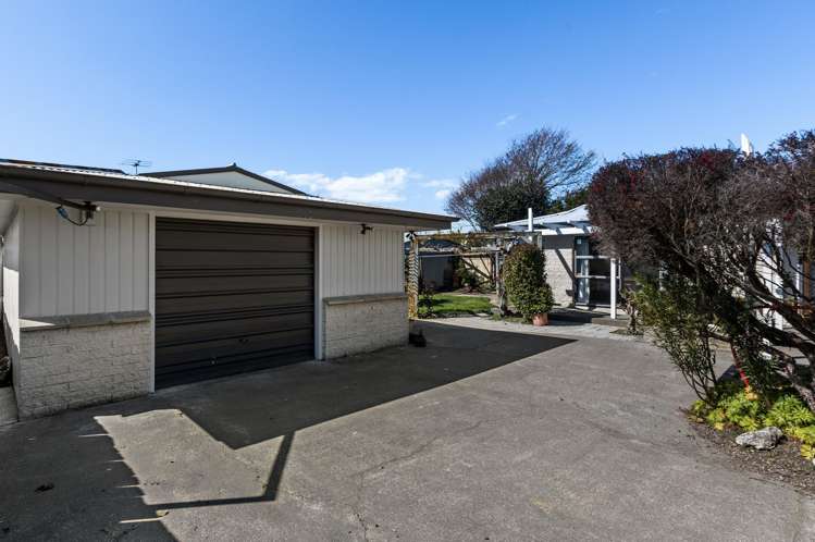 172 Flaxmere Avenue Flaxmere_11