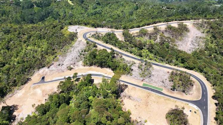 Albany Heights Road Dairy Flat_13