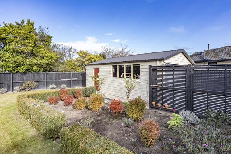 56 Lakewood Drive Burwood_19