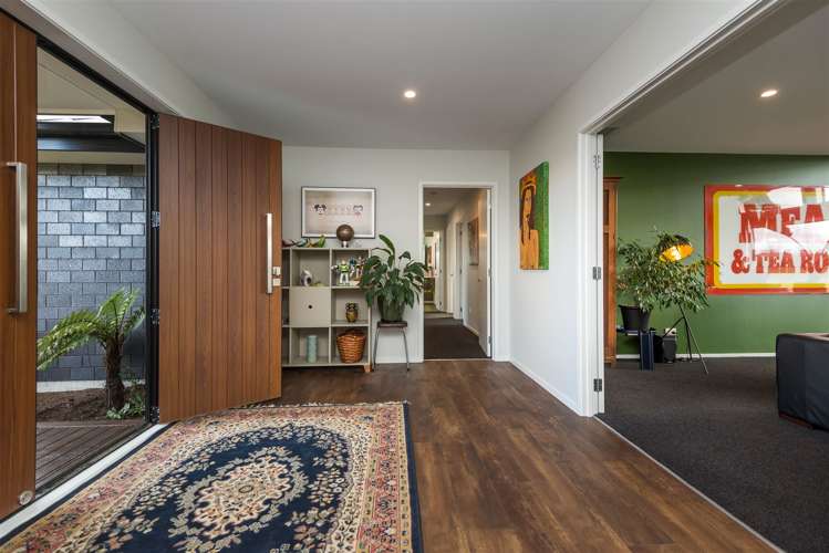 32 Landsborough Drive Darfield_19