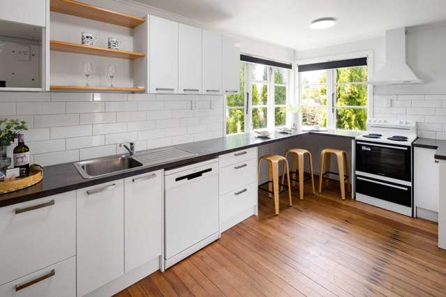 42 Churchill Avenue 2752_1