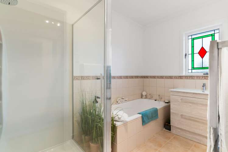 30 Huapai Street One Tree Hill_13