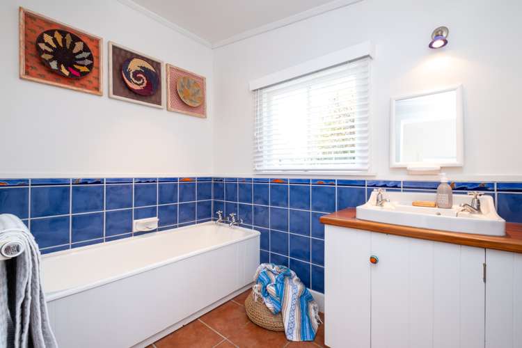 24 Wellwood Terrace Te Awanga_8