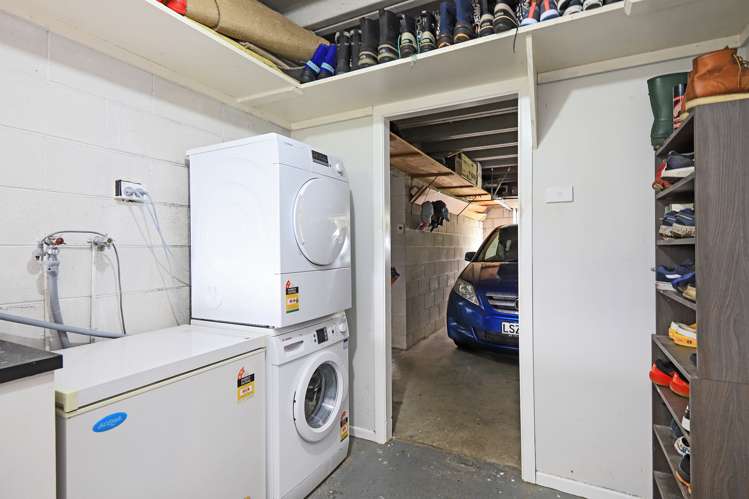 37 Tauroa Road Havelock North_16