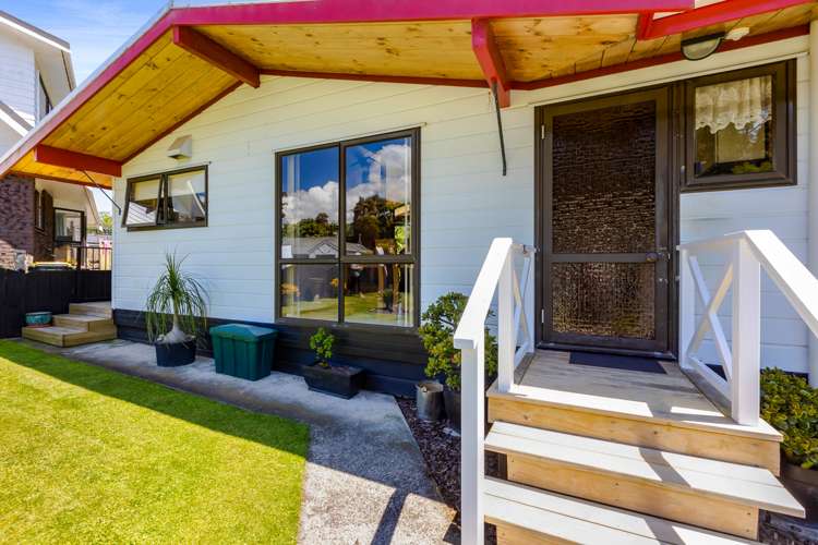 11 Lombardy Place Whalers Gate_49