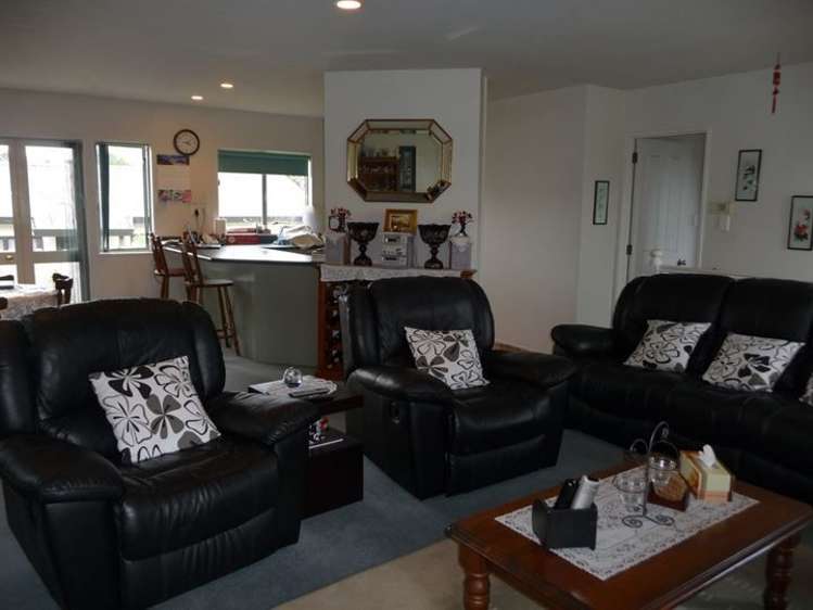 27a Barrack Road Mount Wellington_2