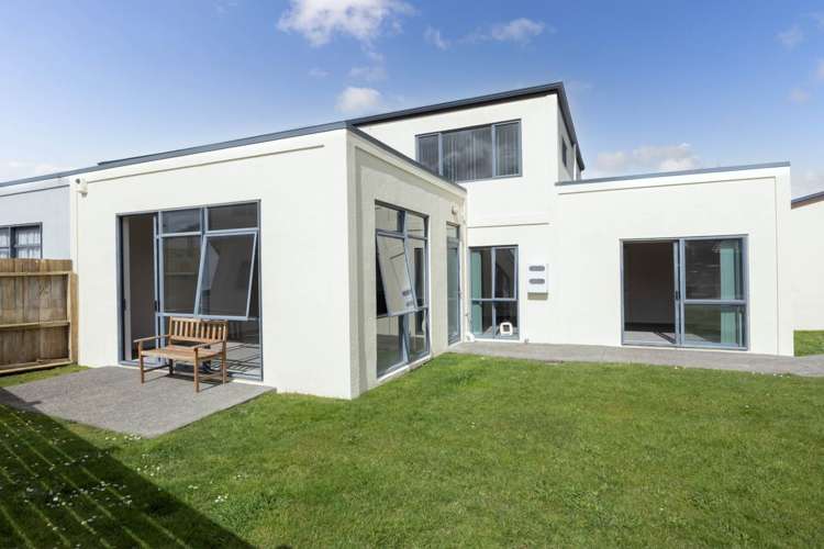 8a Charlenne Close Ranui_14