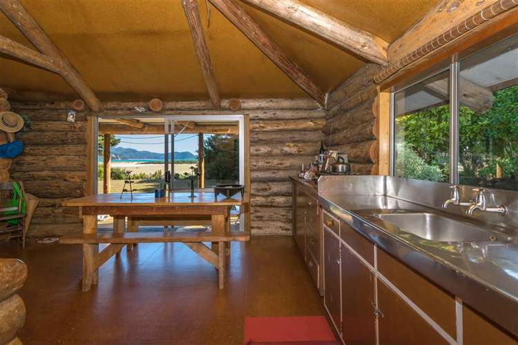 29 Awaroa Inlet Awaroa Bay_5