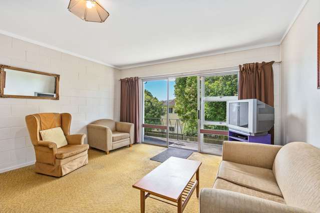 8/45 Blockhouse Bay Road Avondale_1