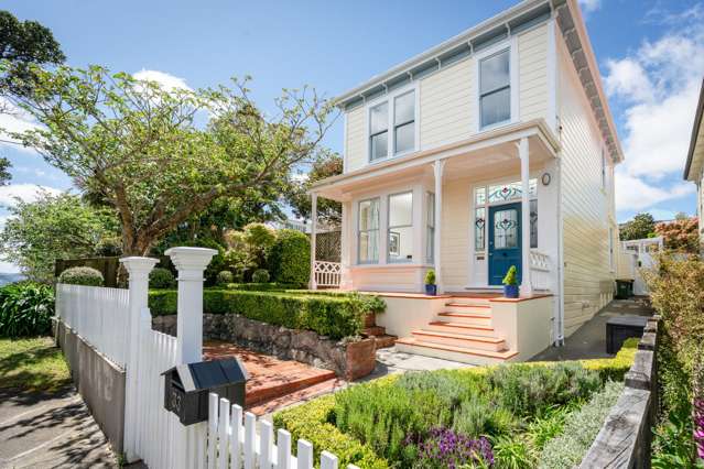 TIMELESS CHARACTER & EFFORTLESS LIVING